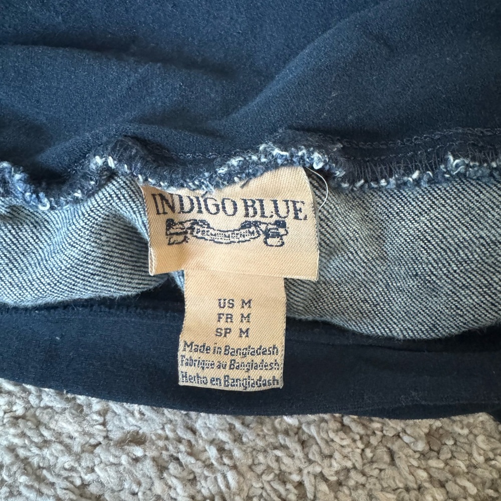 Indigo Blue Maternity Denim Shorts - Picture 3 of 3
